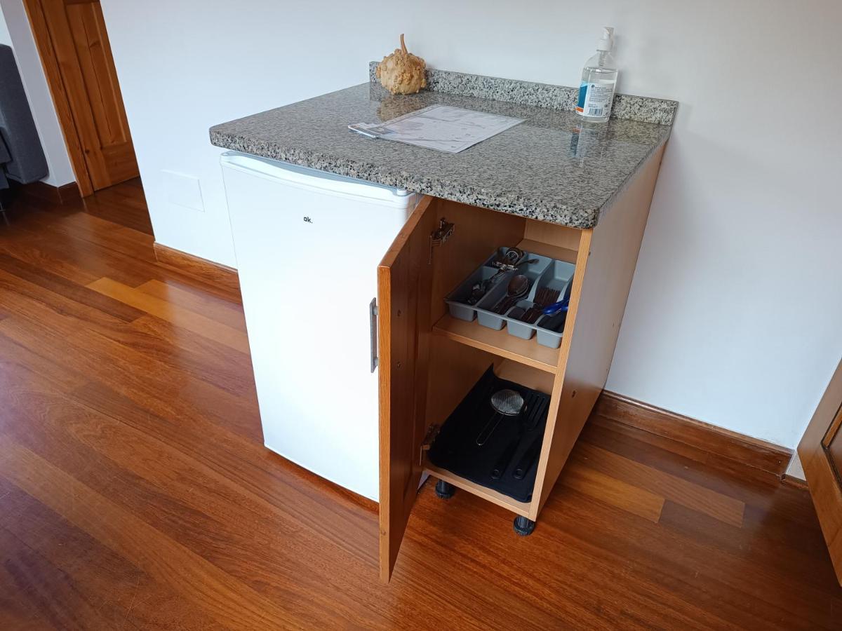 Mar Tu Apartamento En リャネス エクステリア 写真