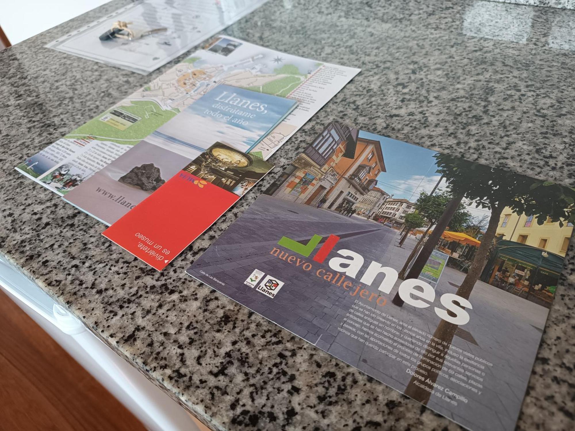 Mar Tu Apartamento En リャネス エクステリア 写真